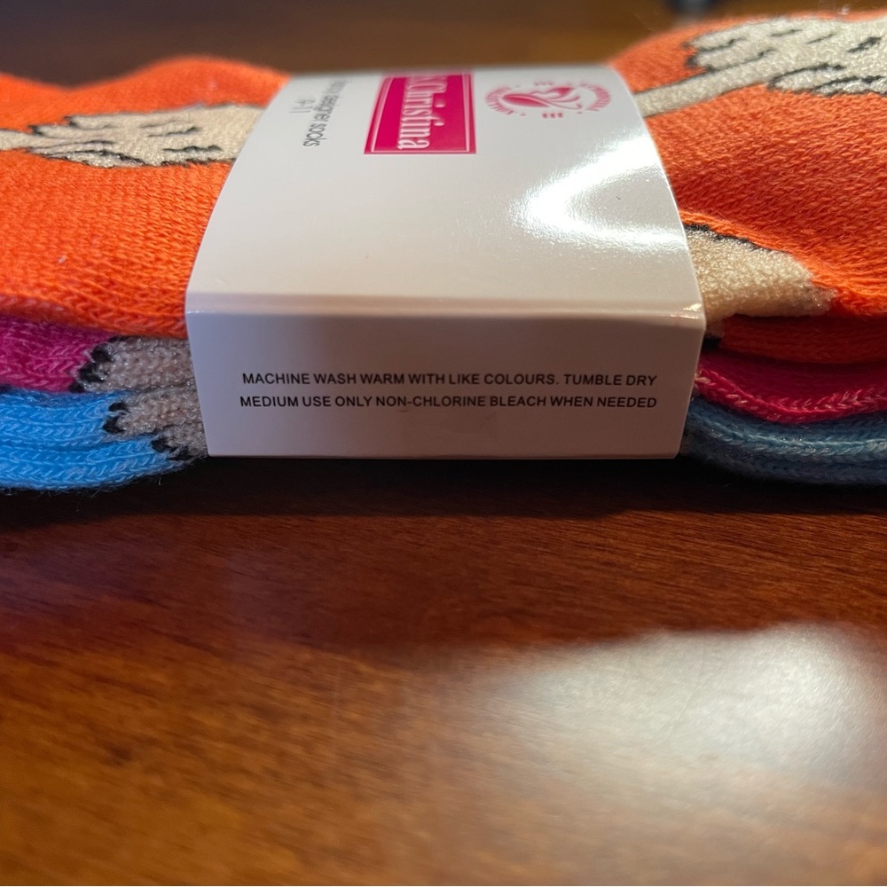 Socks. Women’s Middle Finger Print Socks. New in package. - Picture 5 of 5